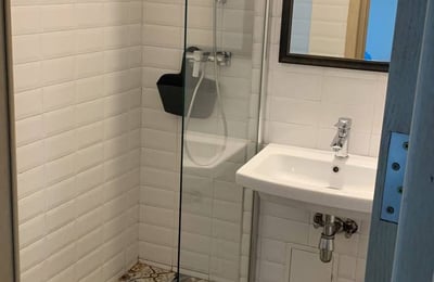 Rent of a comfortable furnished 3-room apartment, 75 m², Faleza Nord, Constanța, Romania